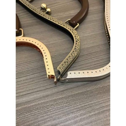 Μεταλλικό χερούλι