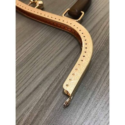 Μεταλλικό χερούλι