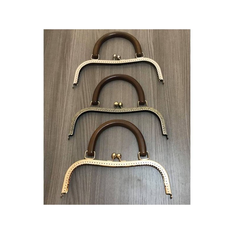 Μεταλλικό χερούλι