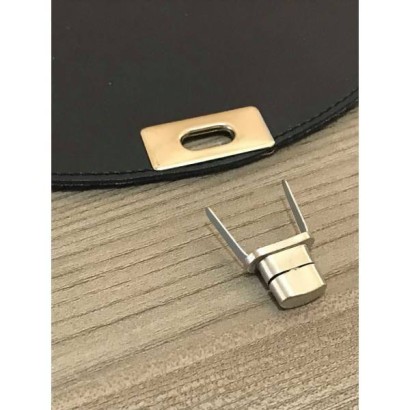 Καπάκι με καρφωτό νικελ κούμπωμα