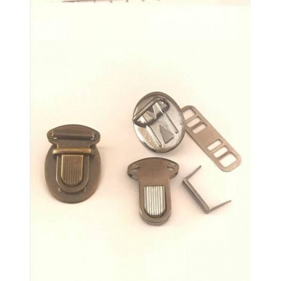 Bag Clasp Studded