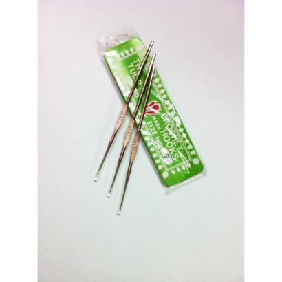 Crochet Hook Tulip