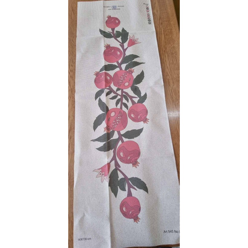 Table Runner Art 545 NO 06